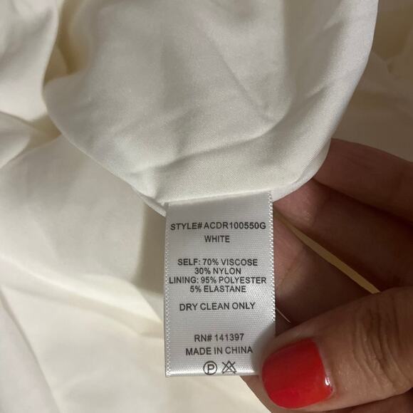 NWT ASTR the Label Santorini Midi Dress in White One Shoulder Flowy Chiffon sz M - Picture 10 of 10